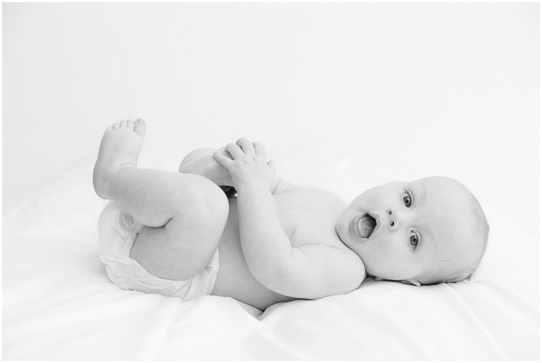 Soft, modern motherhood portrait session in Carlsbad studio – photos for Mother’s Day