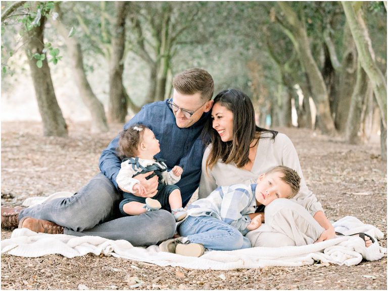 Beautiful Family Photo Session {In The Hallway of Trees, Poway California}