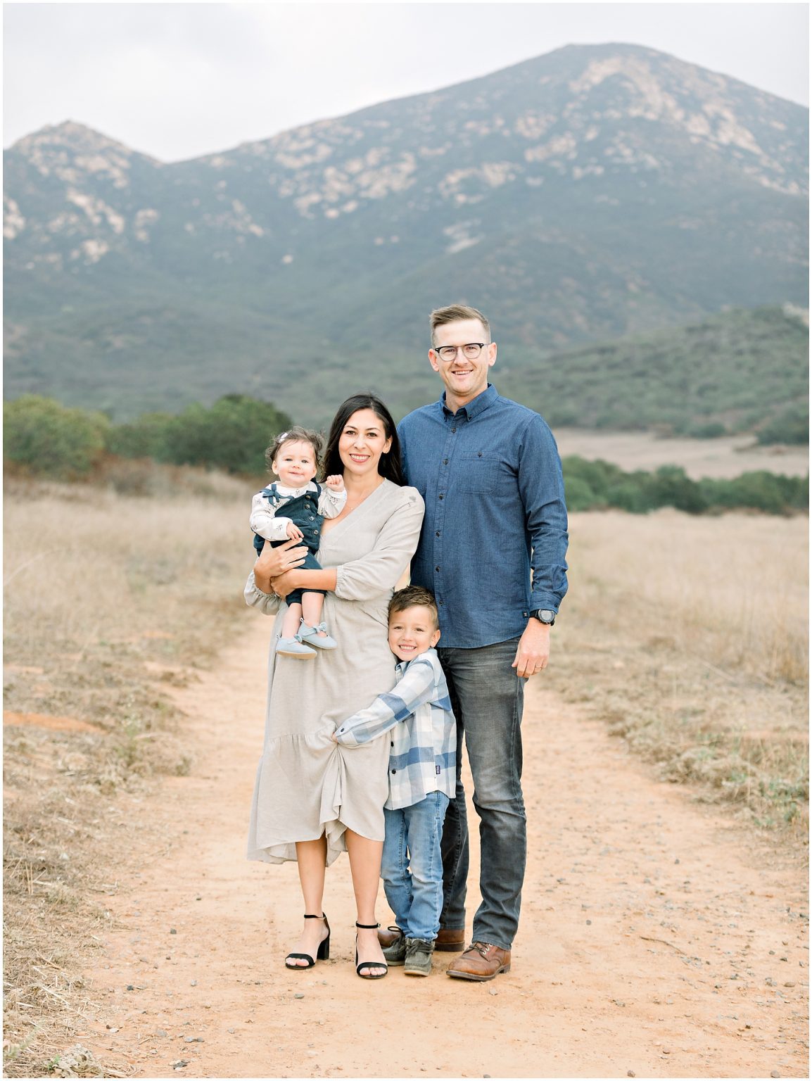Beautiful Family Photo Session {In The Hallway of Trees, Poway California}